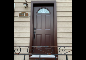 Chestnut Brown Half Moon With Grill