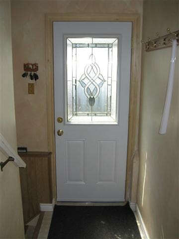 Queenston Series Steel Door With Poplar Trim