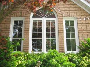 Front Double Fixed With Exterior Casements And Arch